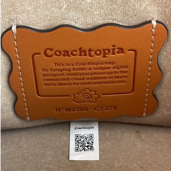 Coach Coachtopia Wavy Black Croc-Embossed Leather Shoulder/Crossbody NWT - Picture 7 of 12